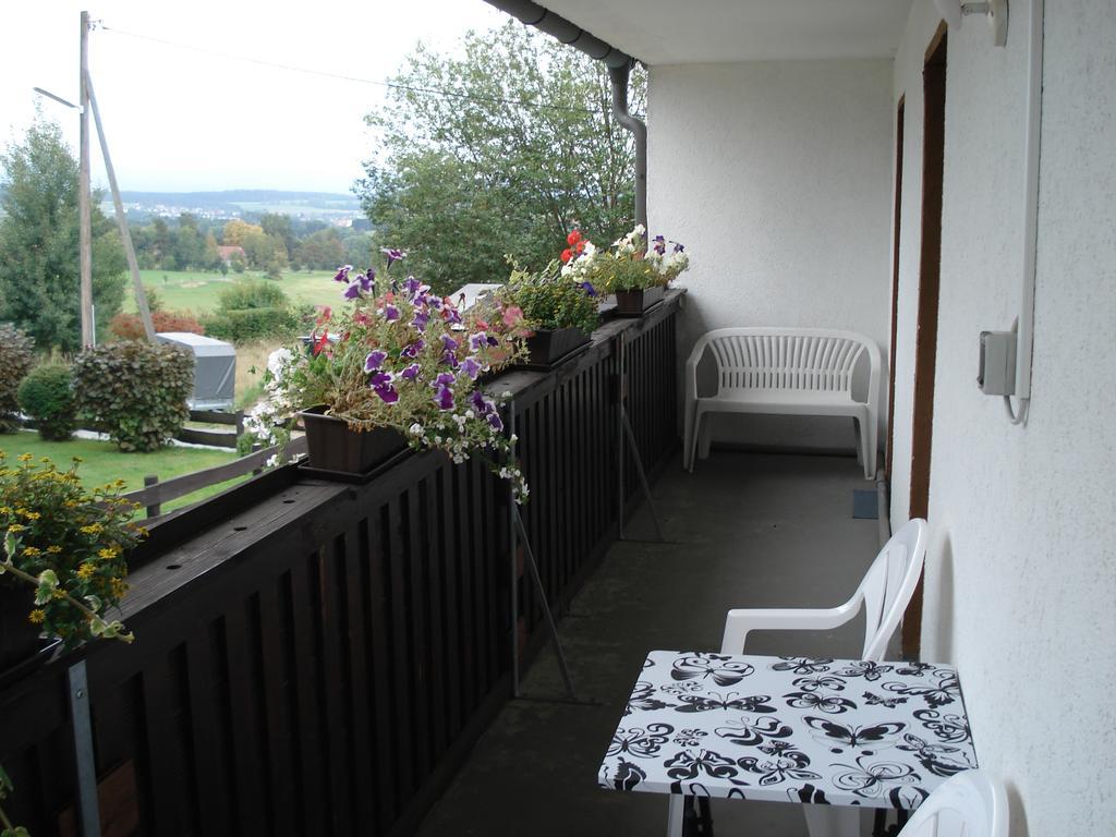 Haus Steinwaldblick Apartamento Bernlohe  Exterior foto
